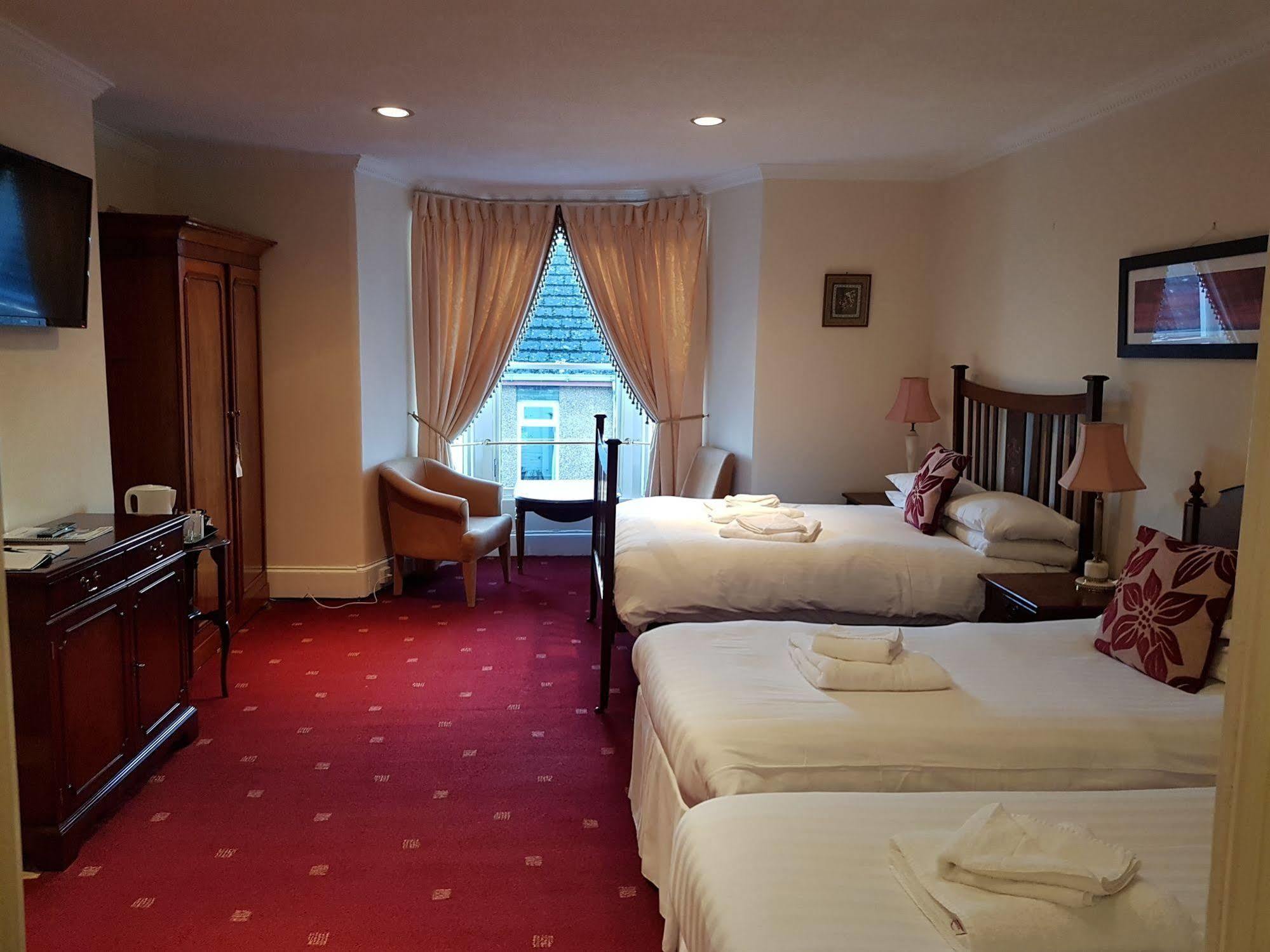 Mini-hôtel Cedar 3*